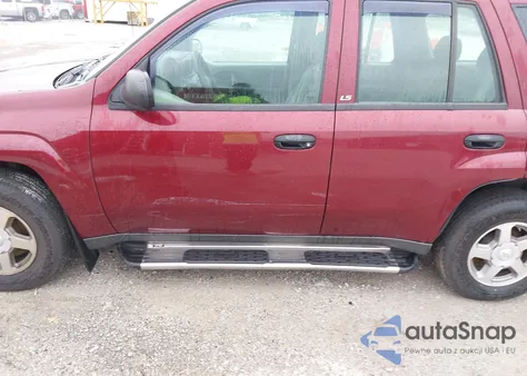 2004 Chevrolet Trailblazer Ls z USA, uszkodzony, nr VIN 1GNDS13S742390823